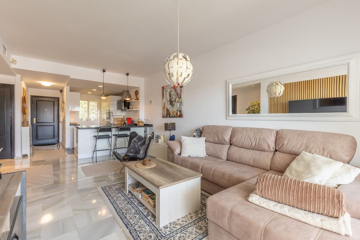 Middle Floor Apartment in La Cala de Mijas — photo 5 of 10