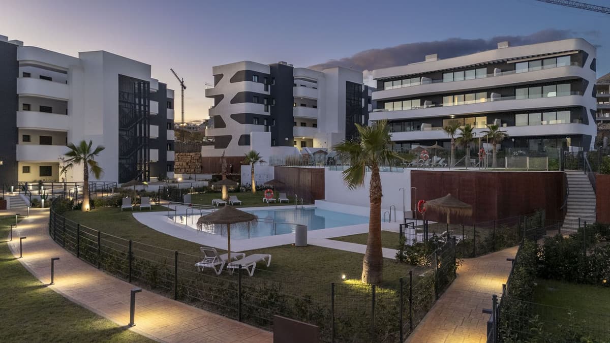 Middle Floor Apartment in Fuengirola — photo 9 of 10