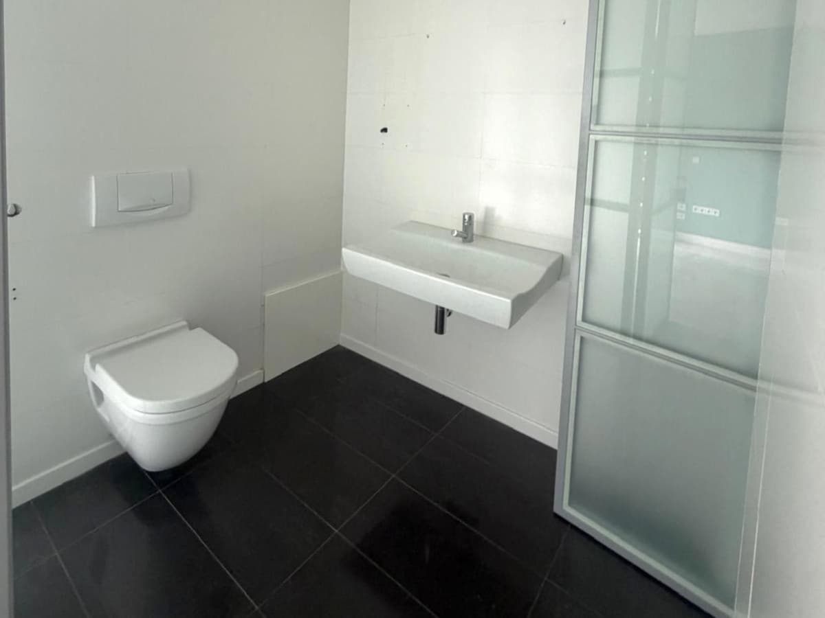 Middle Floor Apartment in Marbella — photo 9 of 10