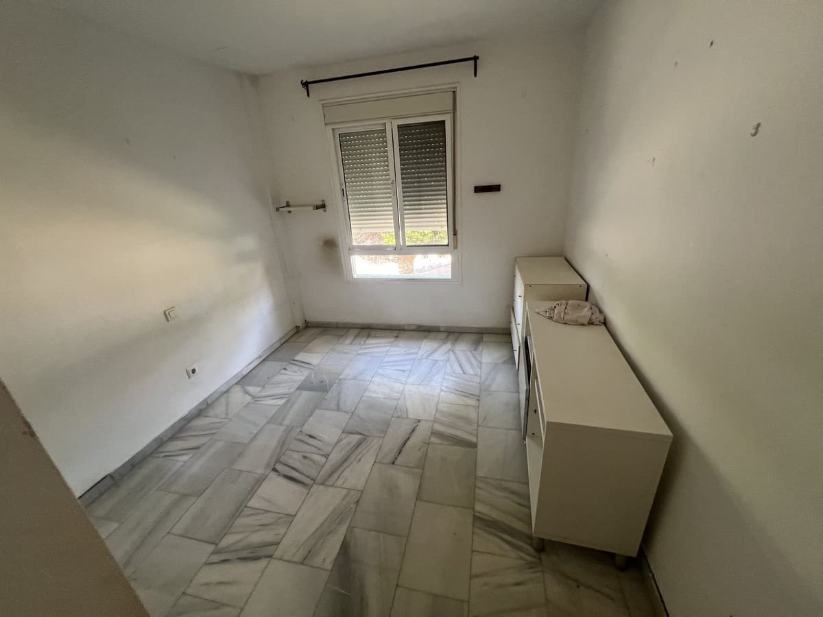 Ground Floor Apartment in Estepona — photo 7 of 10