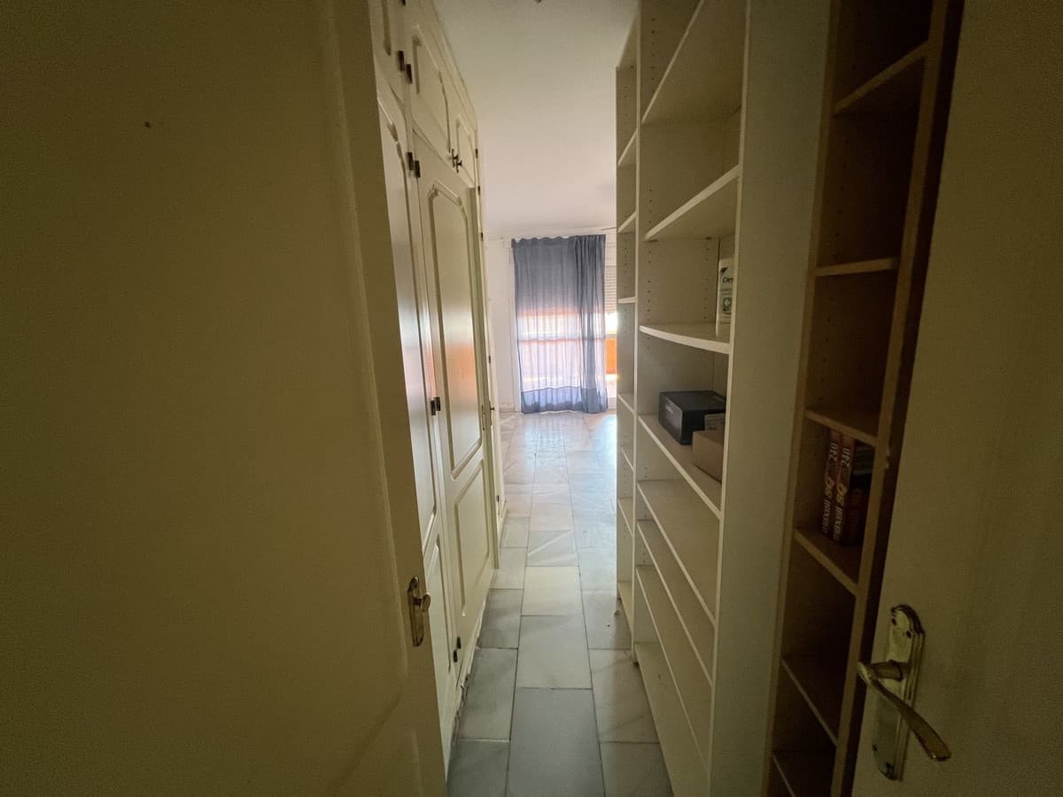 Ground Floor Apartment in Estepona — photo 9 of 10