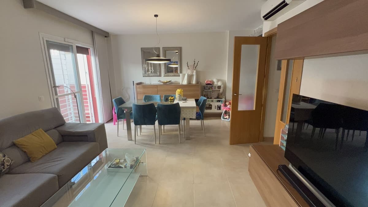 Townhouse in Alhaurín de la Torre — photo 3 of 10