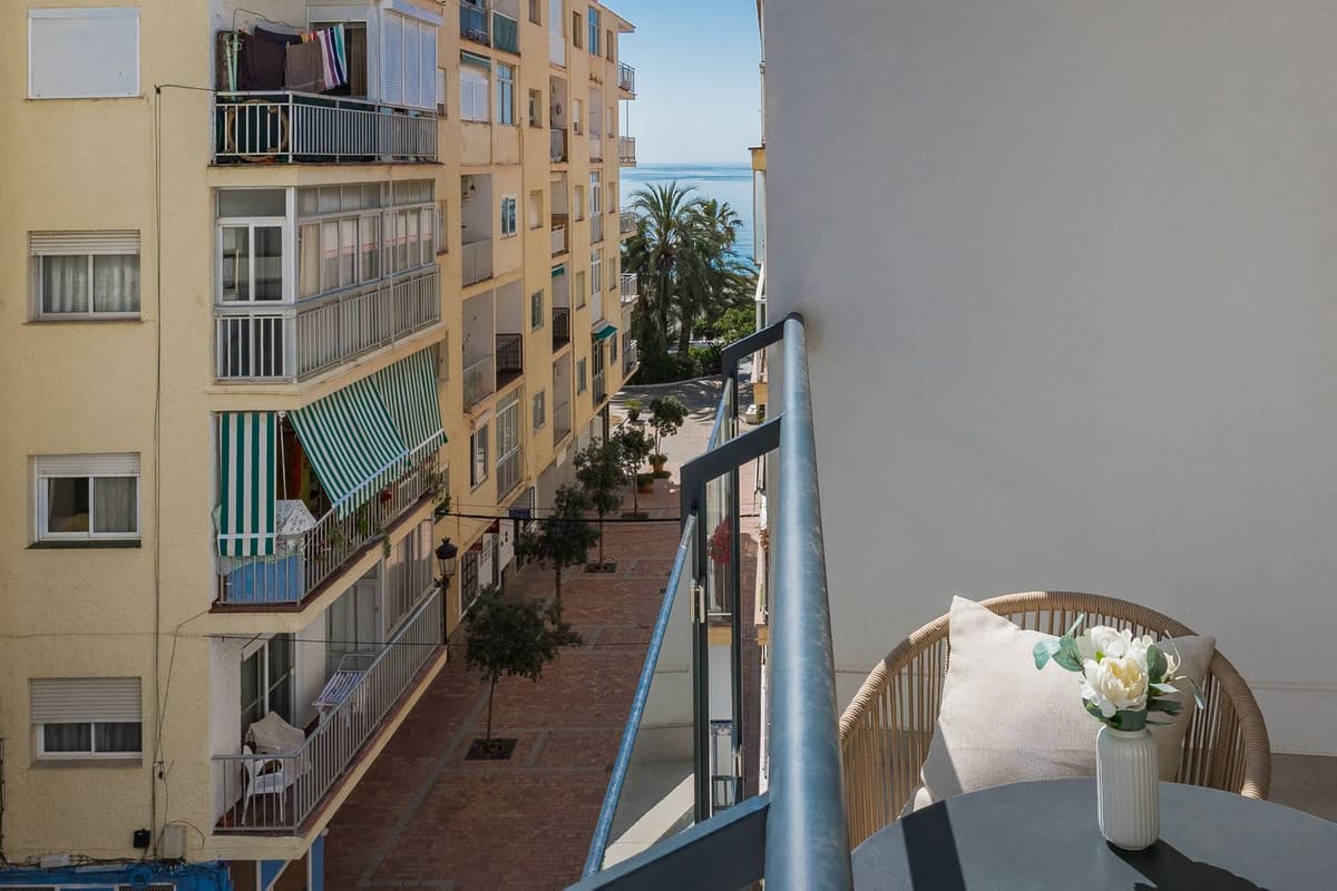 Top Floor Apartment in Estepona — photo 4 of 10