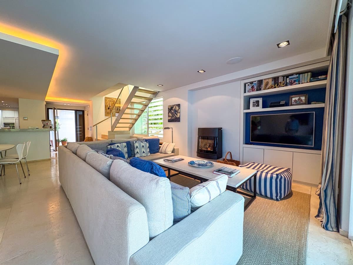 Townhouse in Nueva Andalucía — photo 3 of 10
