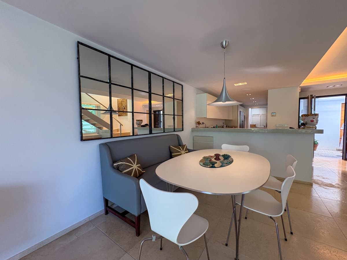 Townhouse in Nueva Andalucía — photo 7 of 10