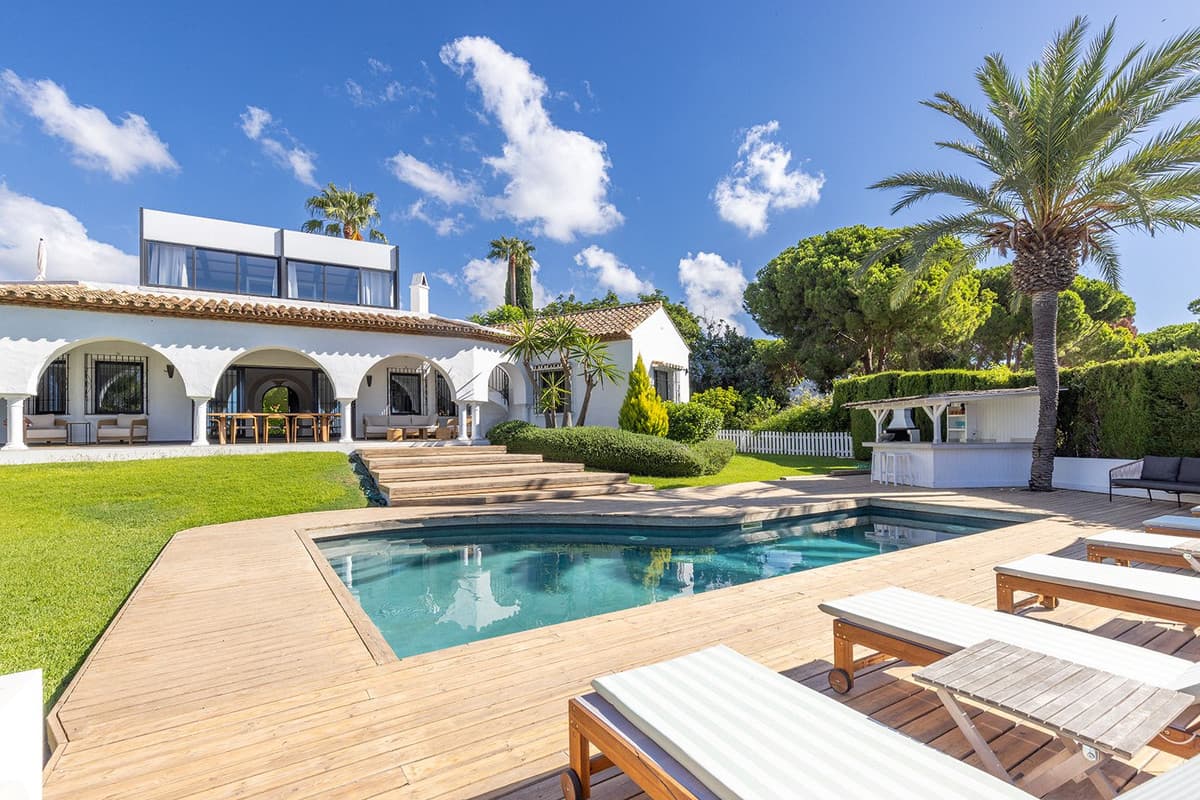 Detached Villa in Hacienda Las Chapas — photo 6 of 10