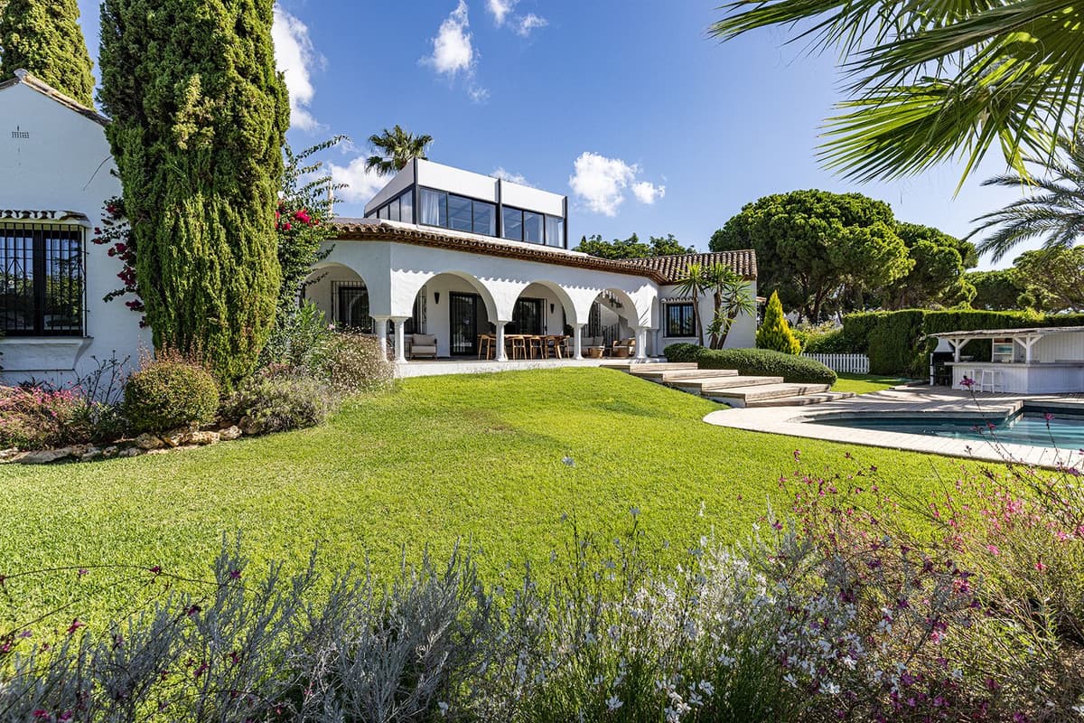 Detached Villa in Hacienda Las Chapas — photo 10 of 10