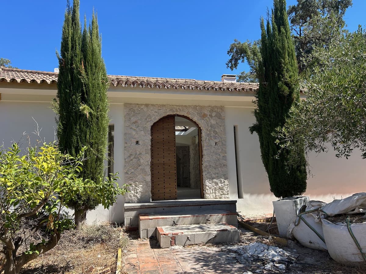 Detached Villa in La Mairena — photo 3 of 10