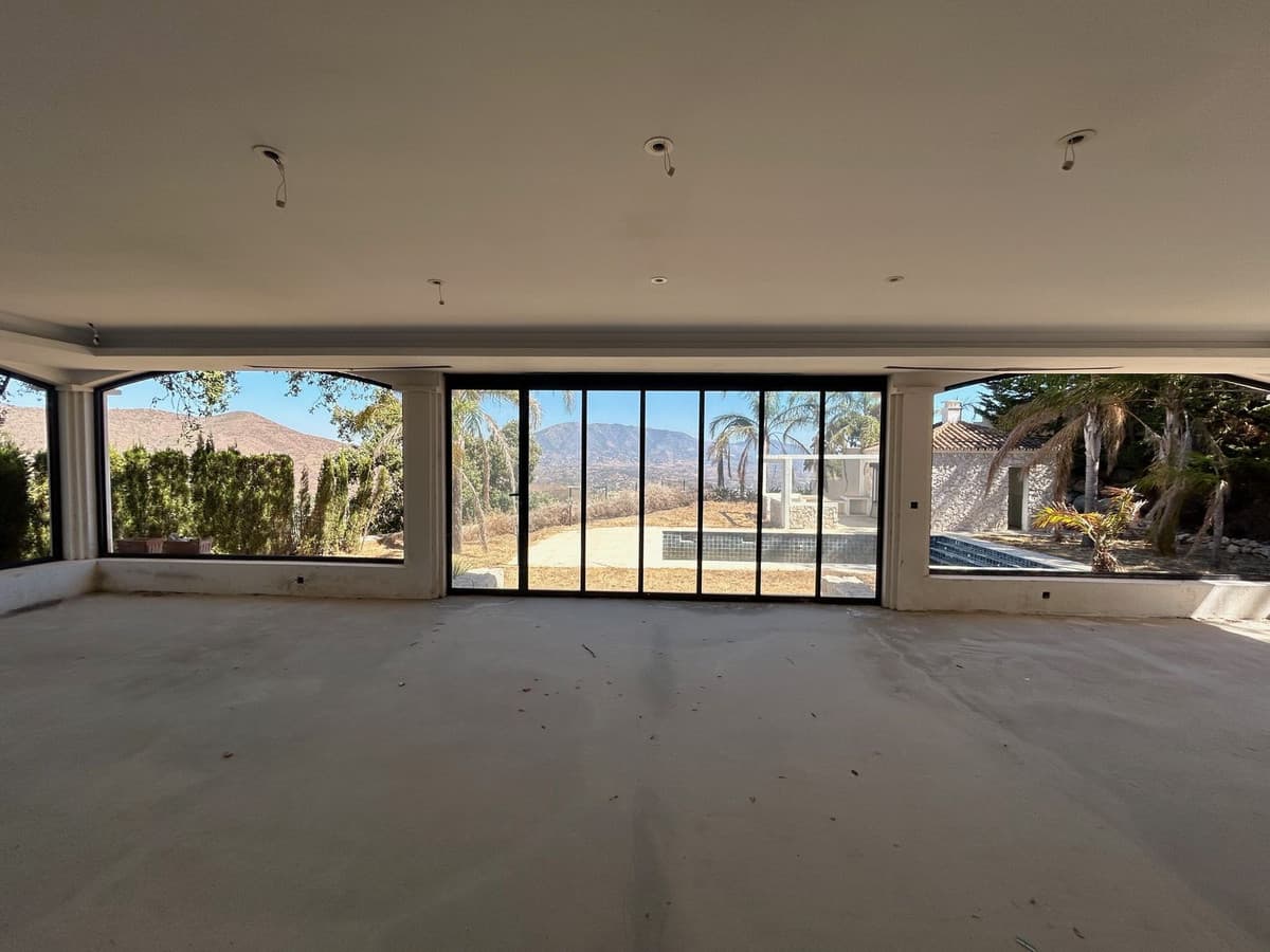 Detached Villa in La Mairena — photo 9 of 10