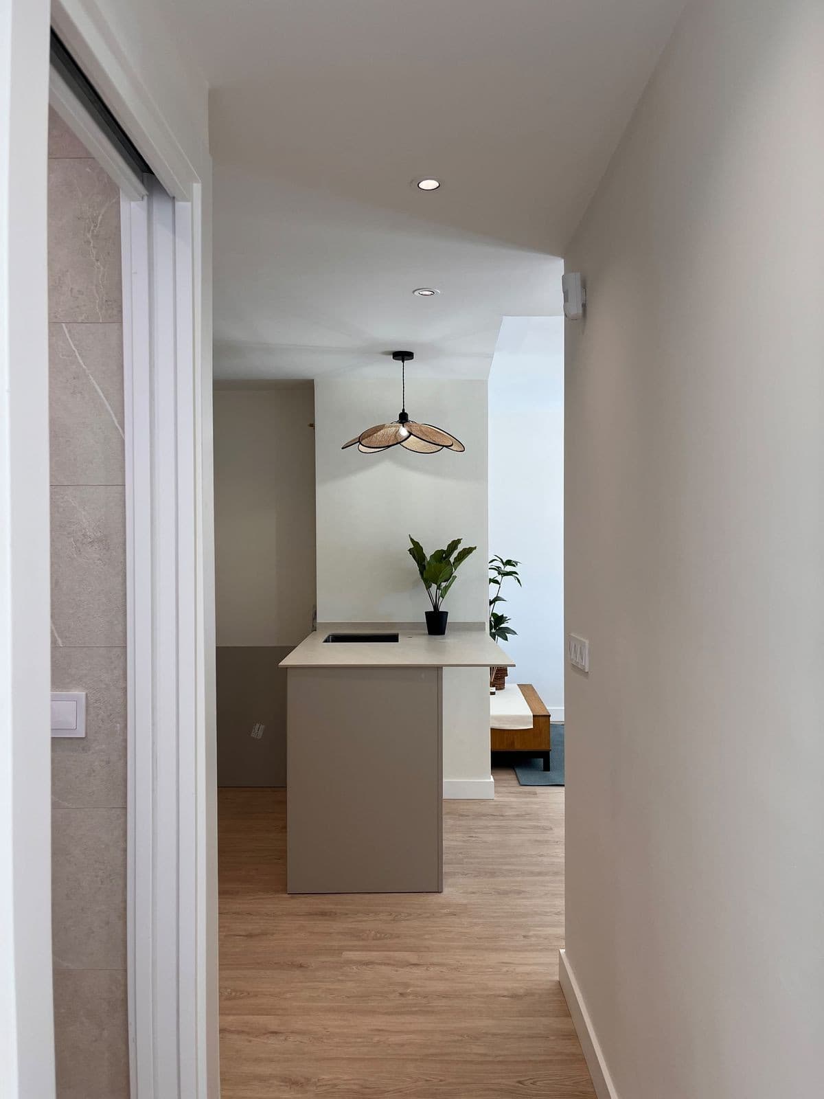 Middle Floor Apartment in El Palo — photo 4 of 10