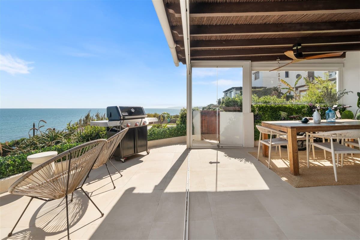 Semi-Detached House in Estepona — photo 6 of 10