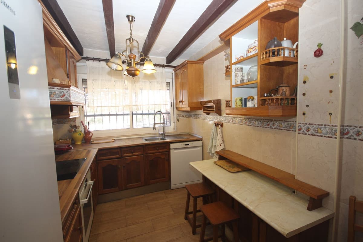 Semi-Detached House in Elviria — photo 8 of 10