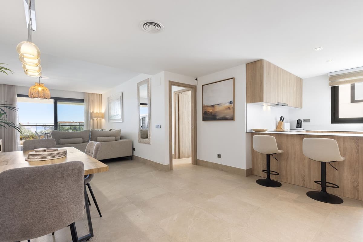 Middle Floor Apartment in Casares Playa — photo 3 of 10