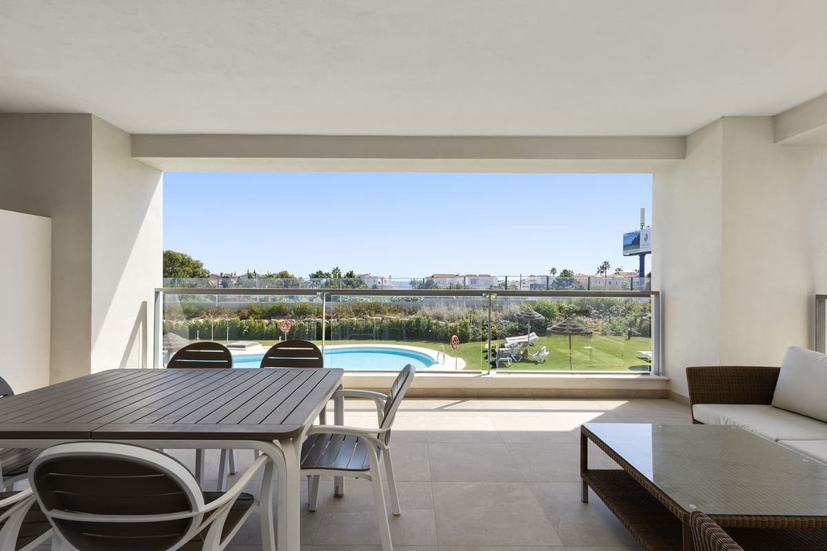 Middle Floor Apartment in Casares Playa — photo 5 of 10