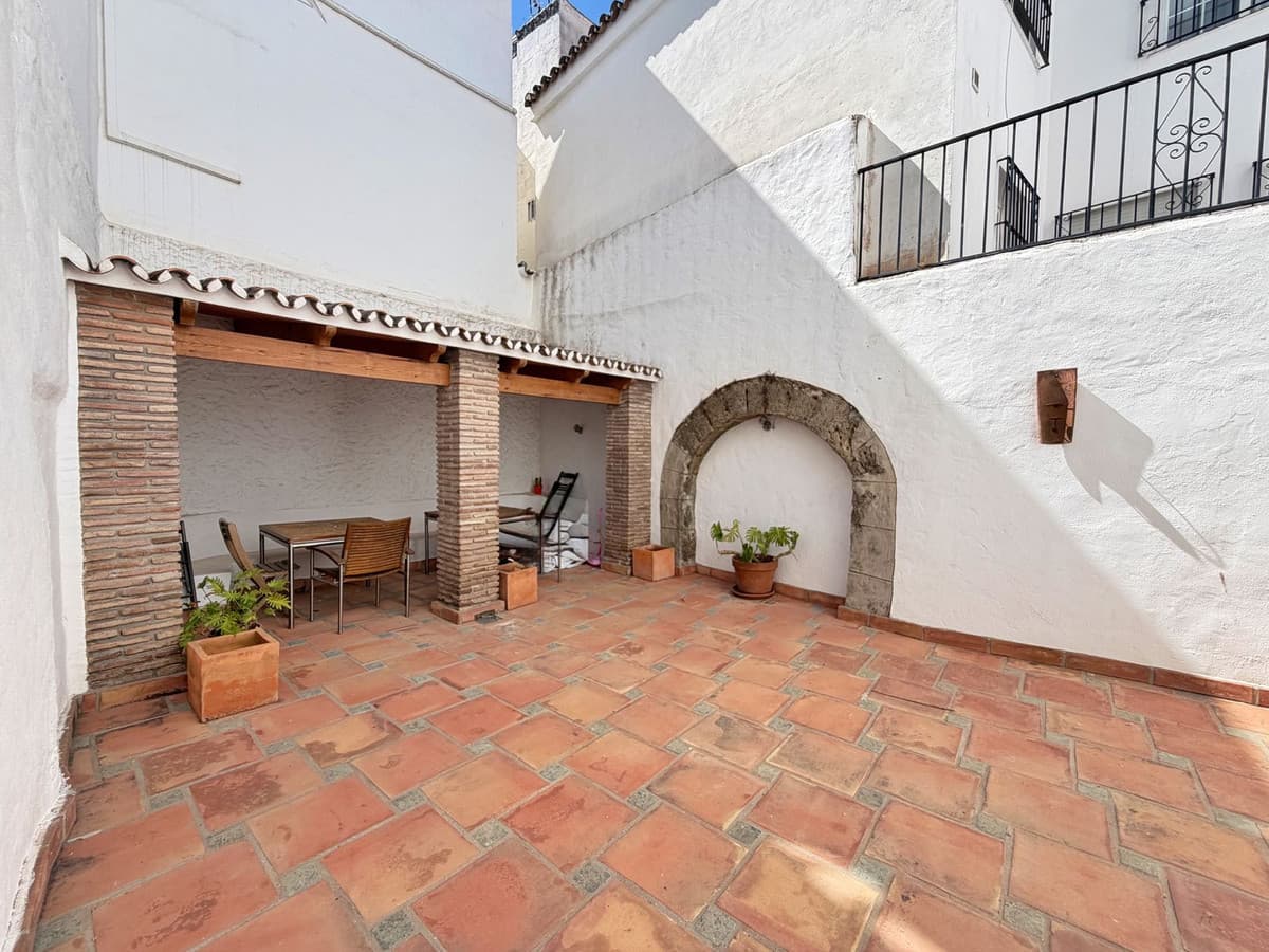Townhouse in Marbella — photo 5 of 10