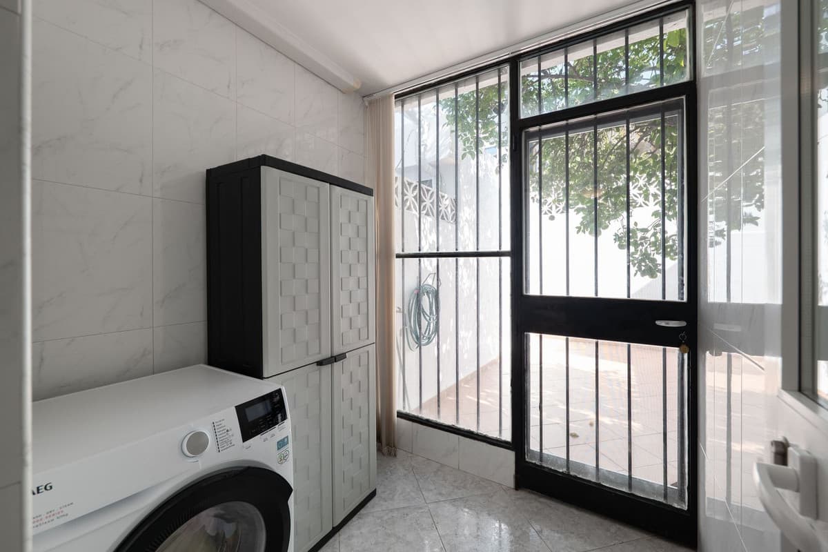 Townhouse in Nueva Andalucía — photo 6 of 10