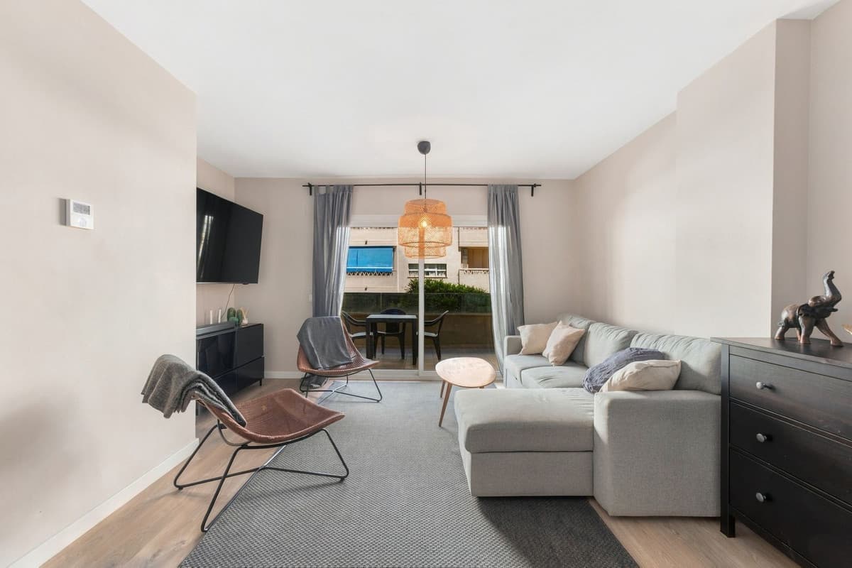 Middle Floor Apartment in Nueva Andalucía — photo 10 of 10