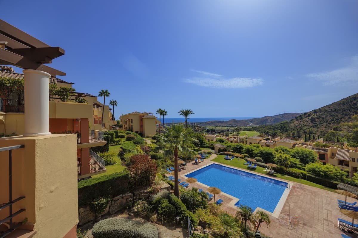 Penthouse in Los Arqueros — photo 1 of 10