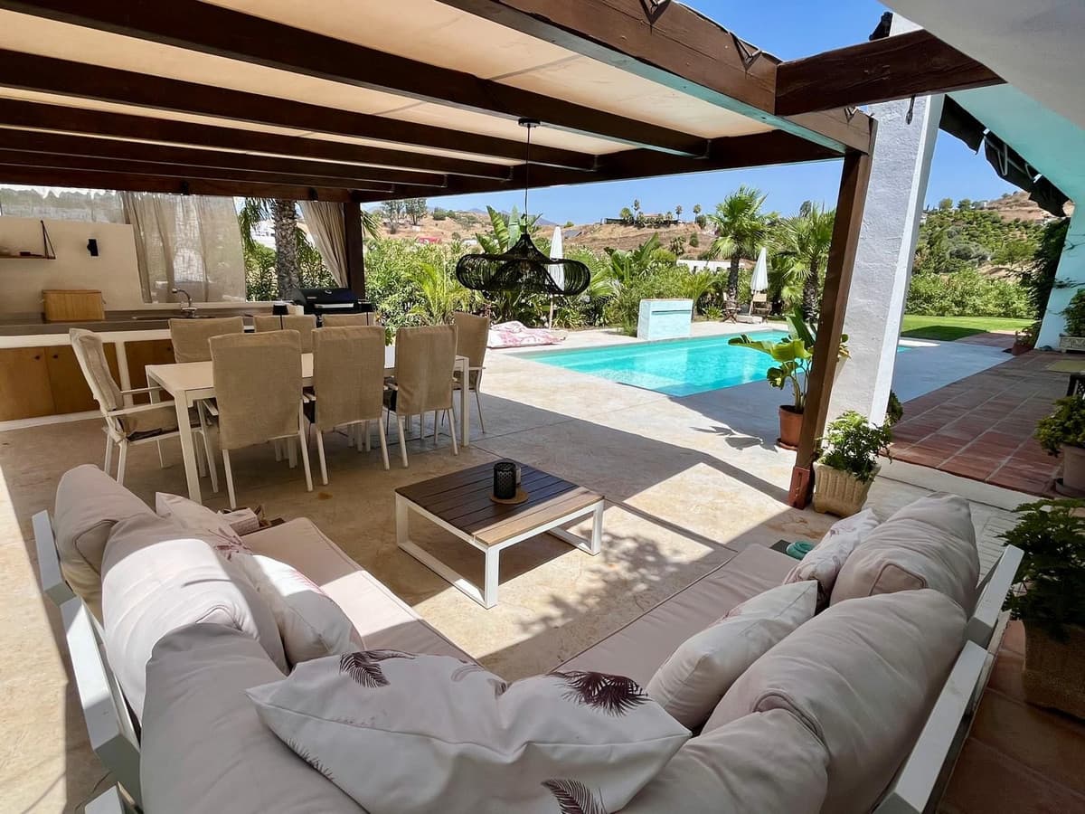 Detached Villa in La Cala de Mijas — photo 3 of 10