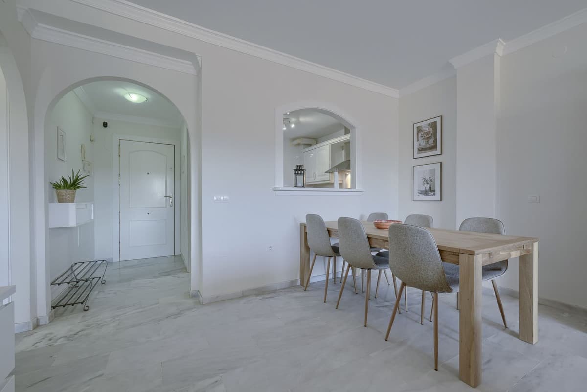 Ground Floor Apartment in Calahonda — photo 7 of 10