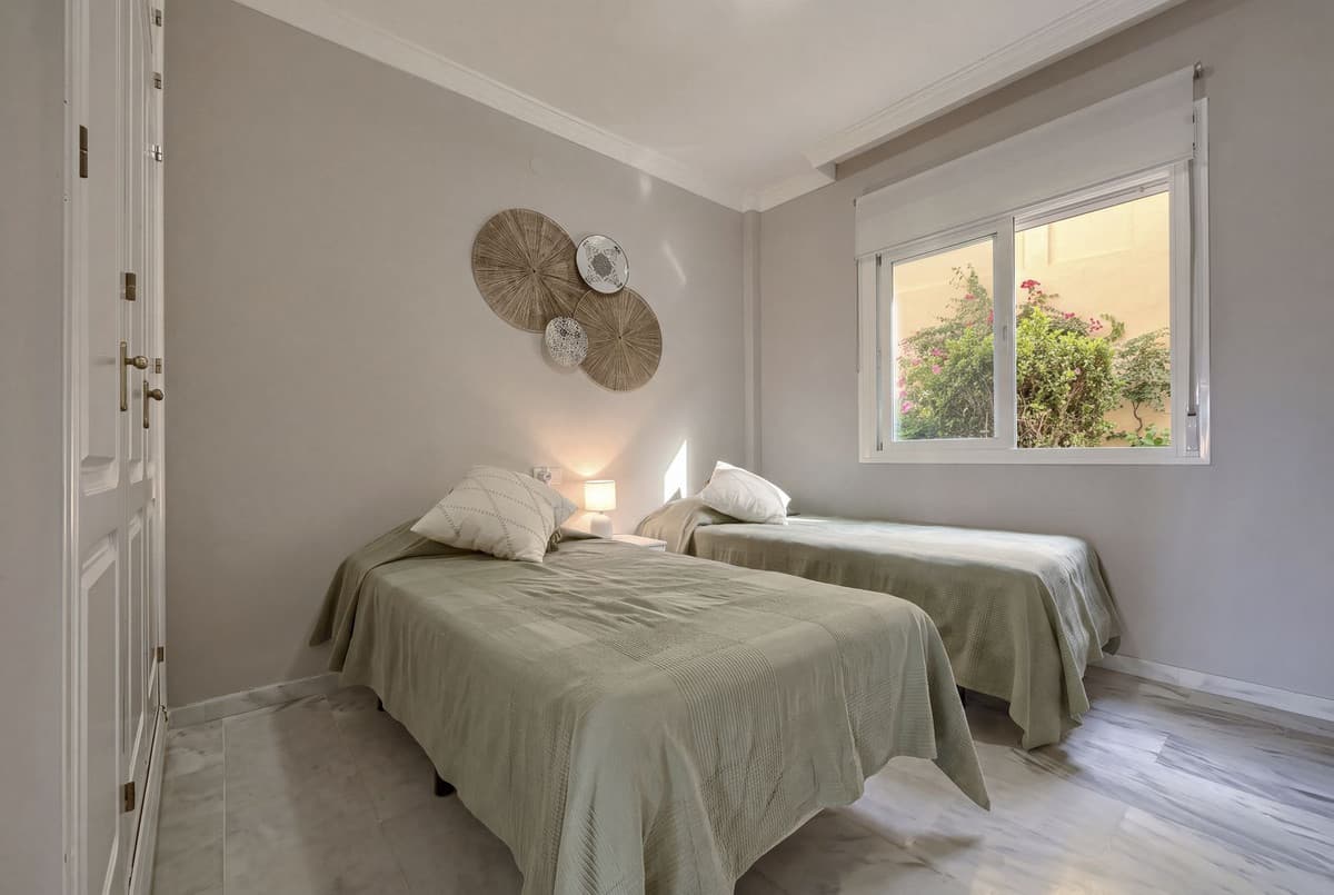 Ground Floor Apartment in Calahonda — photo 10 of 10