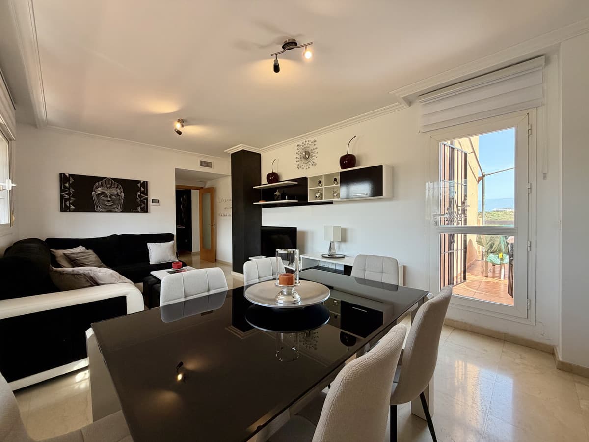 Penthouse Duplex in Casares — photo 7 of 10