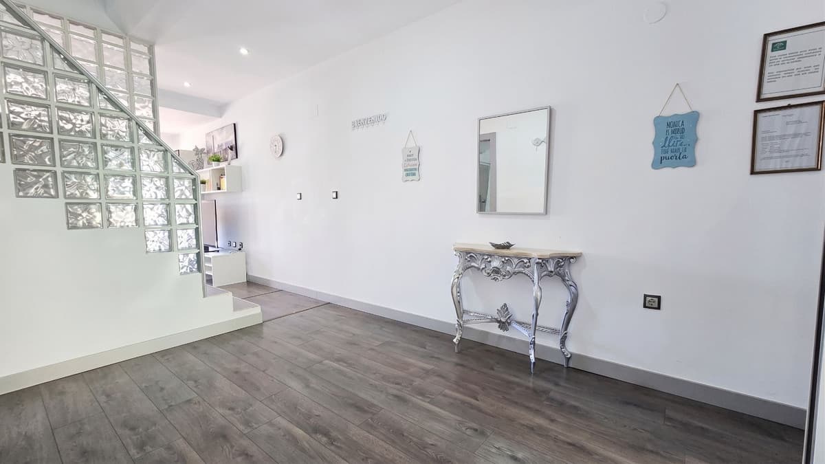 Duplex in La Carihuela — photo 3 of 10