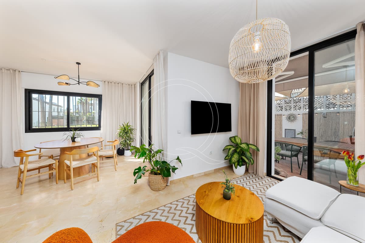 Semi-Detached House in Estepona — photo 4 of 10