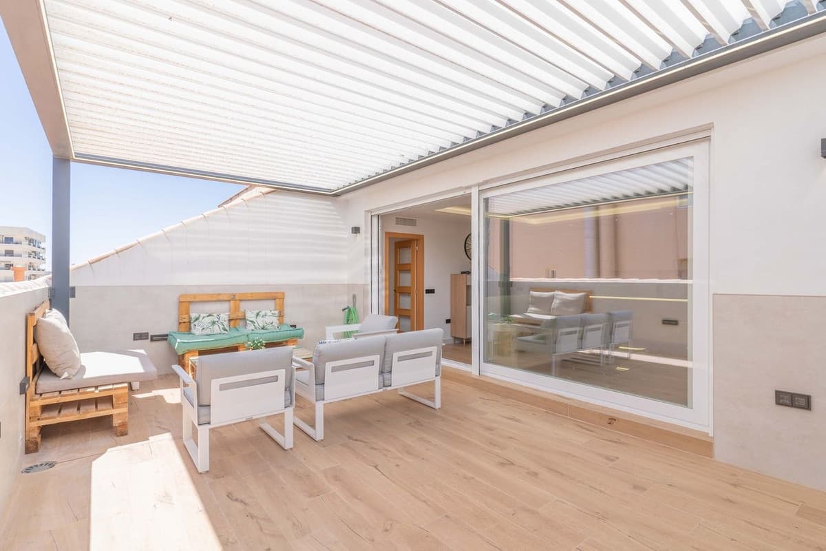 Penthouse in Fuengirola — photo 1 of 10