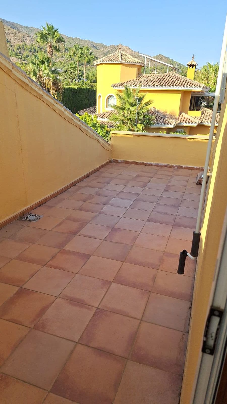 Townhouse in Marbella — photo 9 of 10
