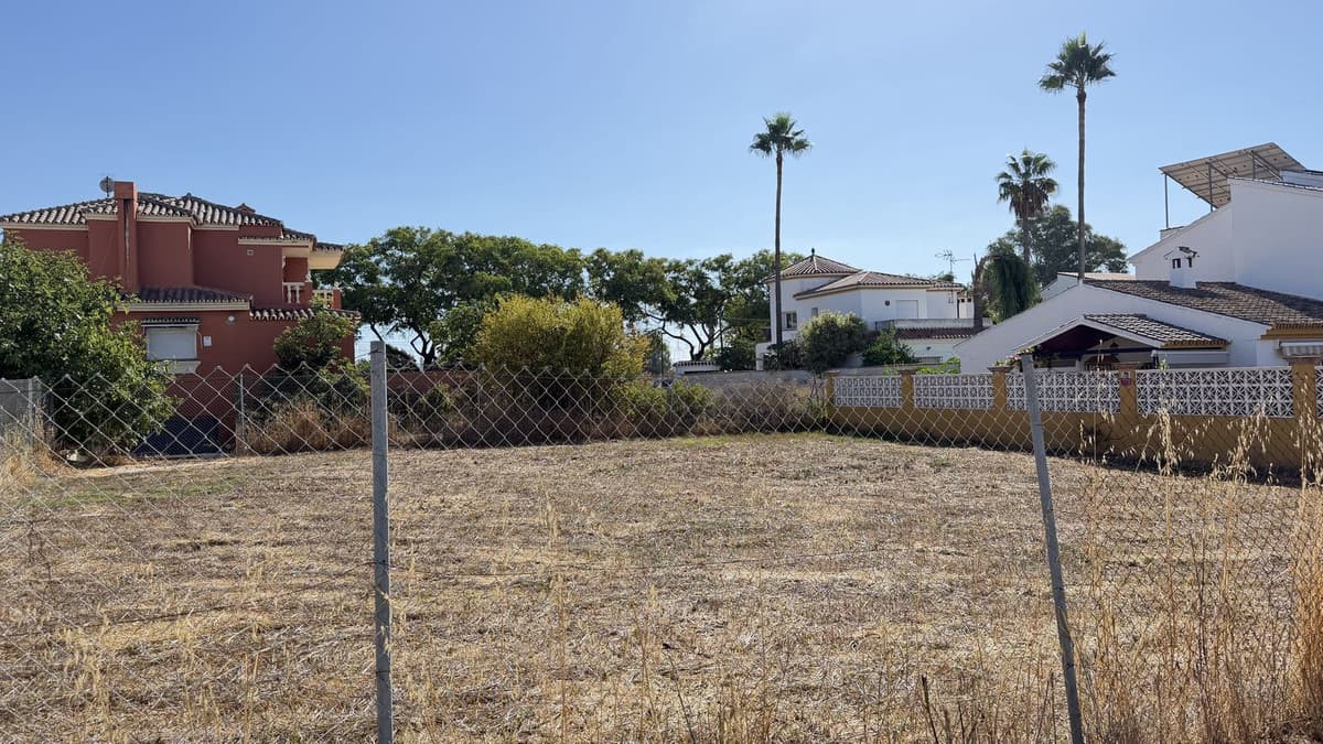Residential Plot in San Pedro de Alcántara — photo 1 of 4