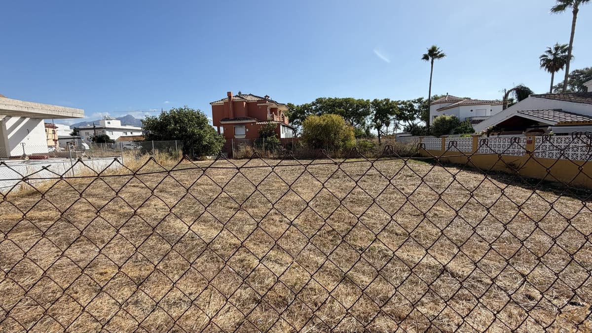 Residential Plot in San Pedro de Alcántara — photo 2 of 4