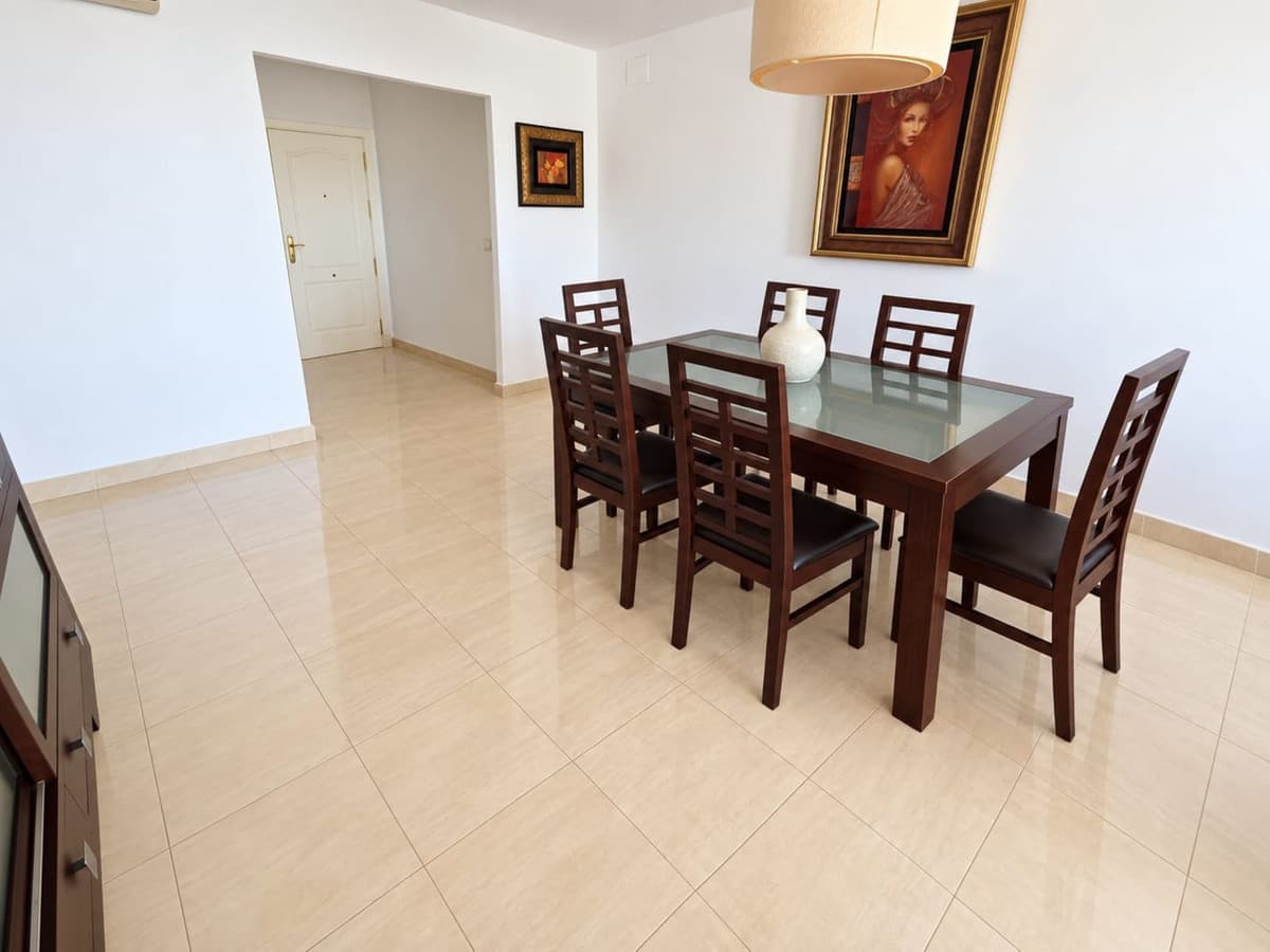 Ground Floor Apartment in La Duquesa — photo 8 of 10