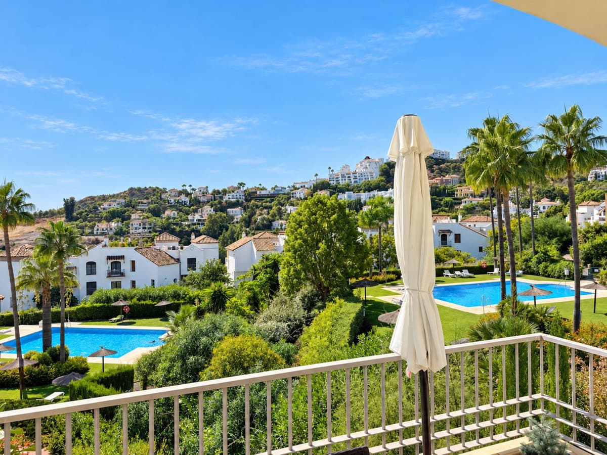 Middle Floor Apartment in Los Arqueros — photo 1 of 10
