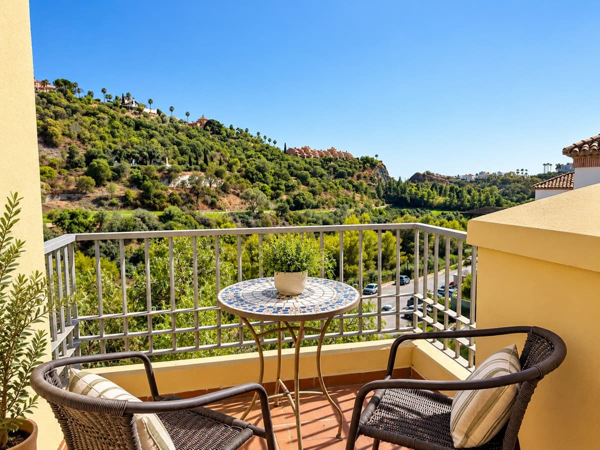 Middle Floor Apartment in Los Arqueros — photo 3 of 10