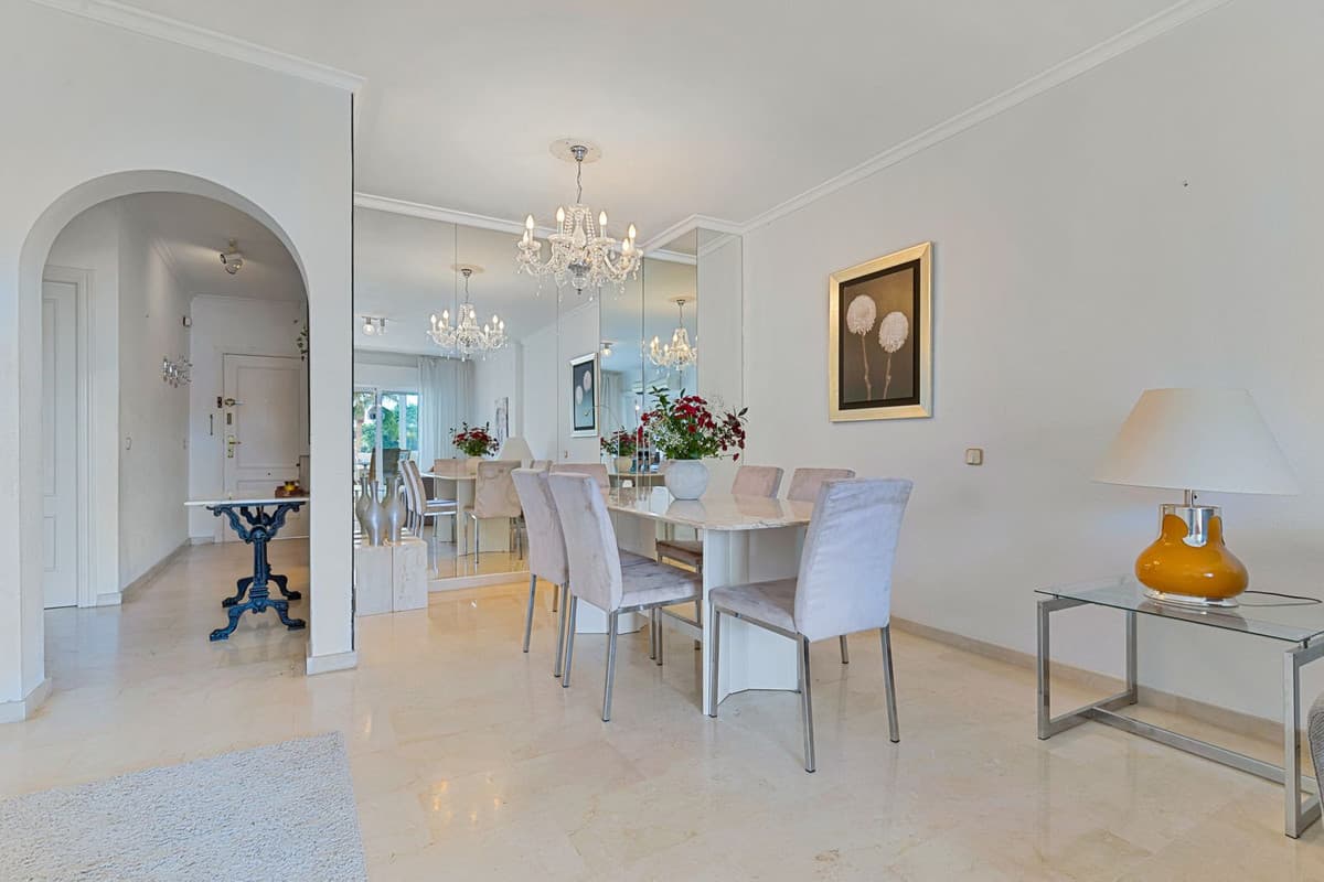 Middle Floor Apartment in Fuengirola — photo 5 of 10