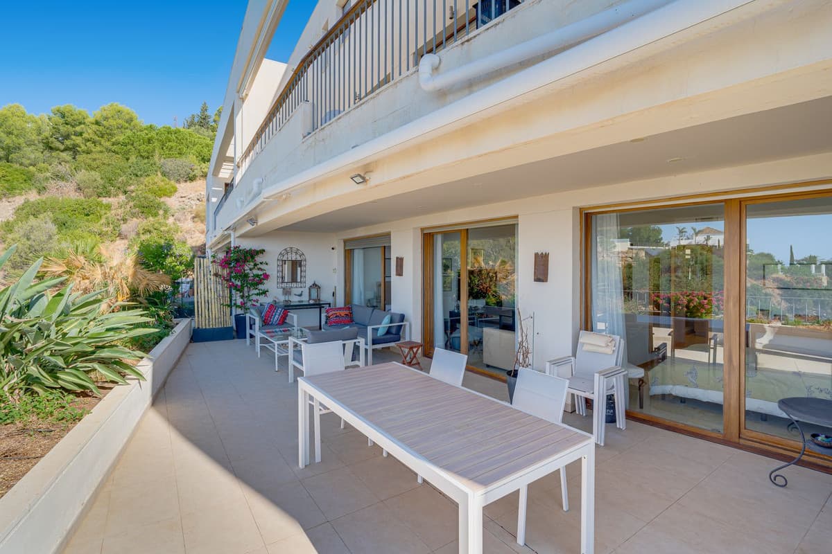 Ground Floor Apartment in Altos de los Monteros — photo 9 of 10