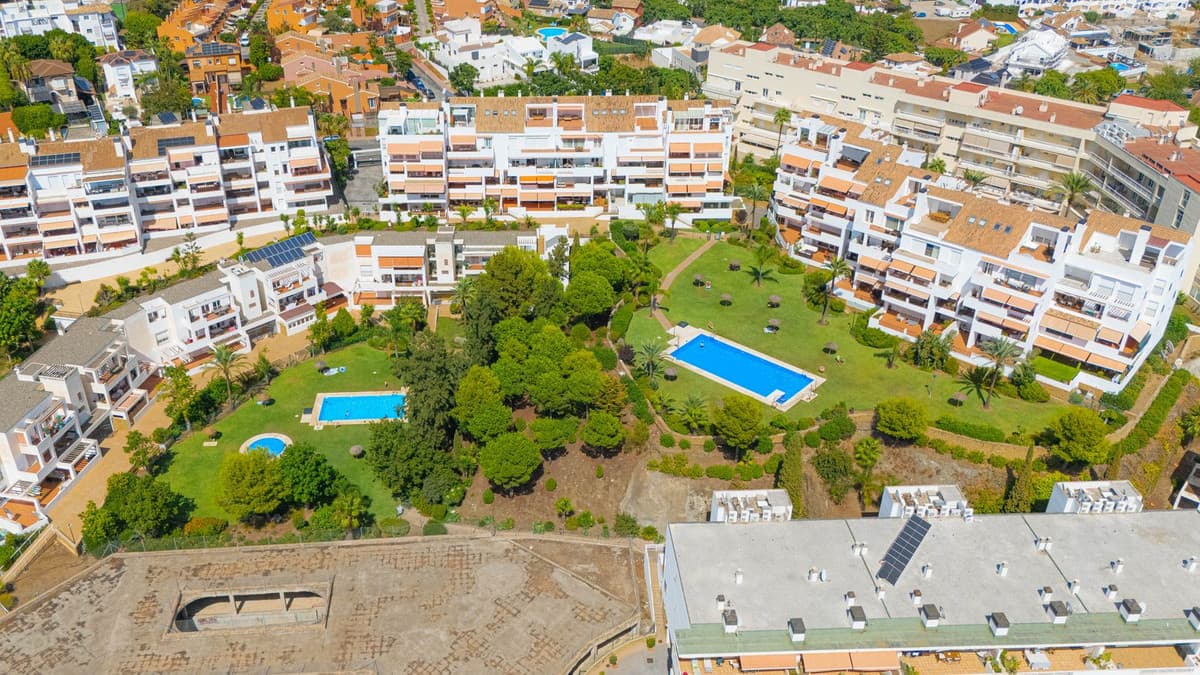 Top Floor Apartment in Torrequebrada — photo 9 of 10