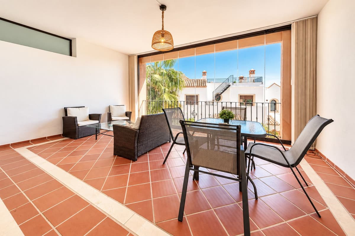 Townhouse in Estepona — photo 4 of 10
