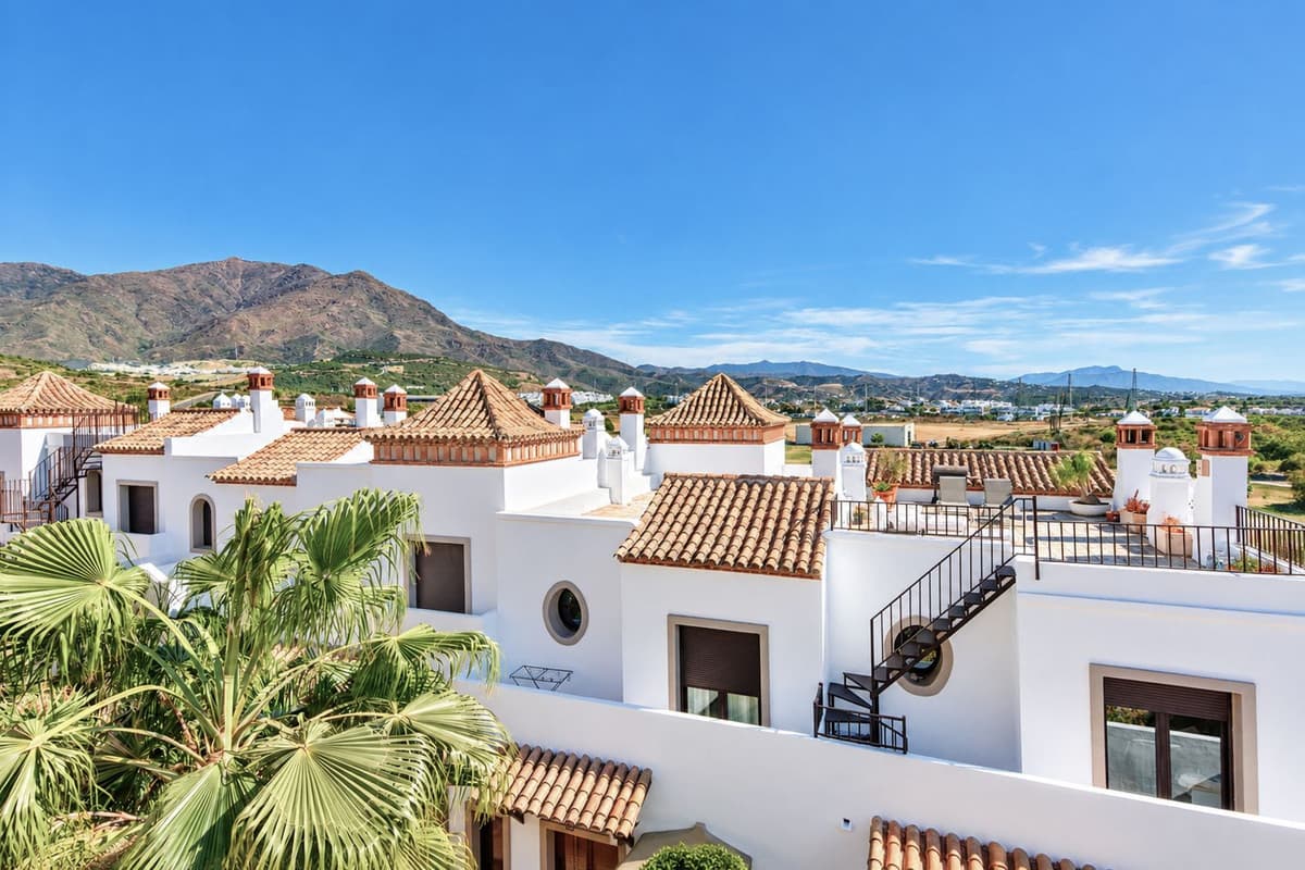 Townhouse in Estepona — photo 8 of 10