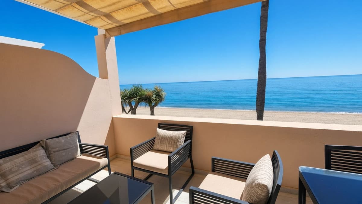 Middle Floor Apartment in Estepona — photo 3 of 10