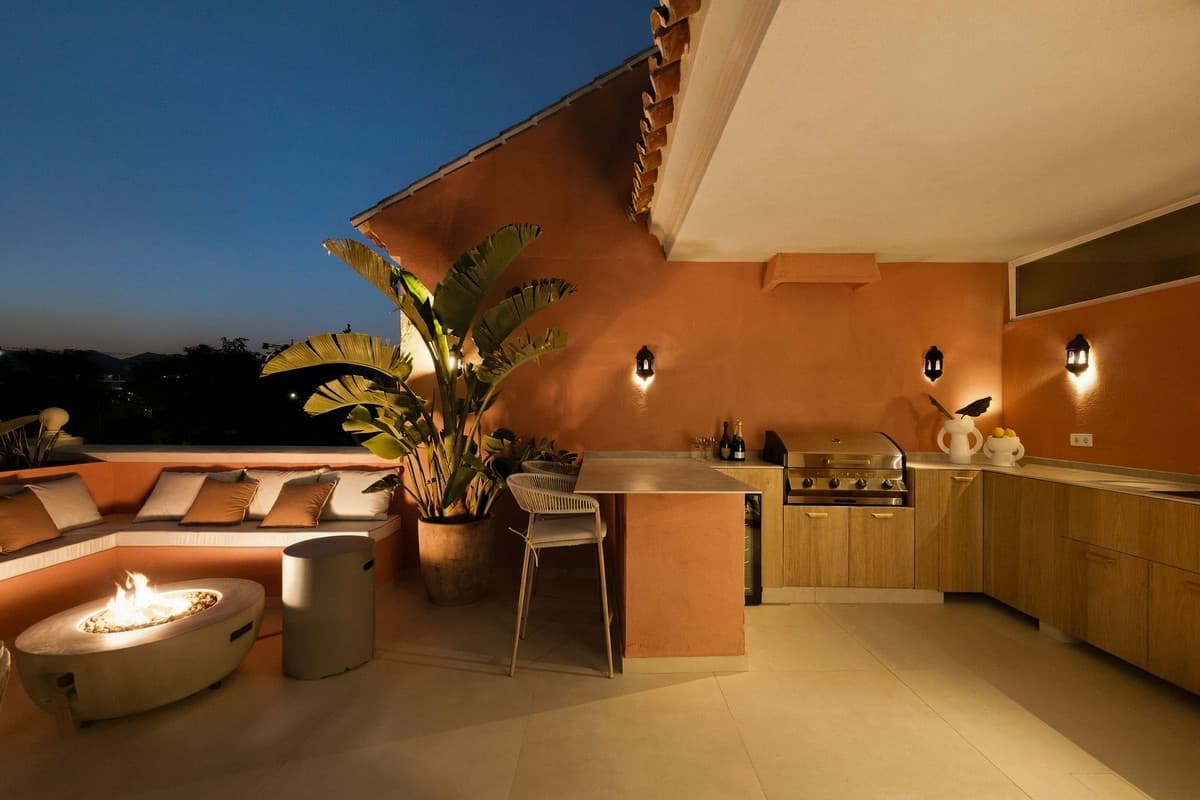 Penthouse Duplex in Nueva Andalucía — photo 8 of 10