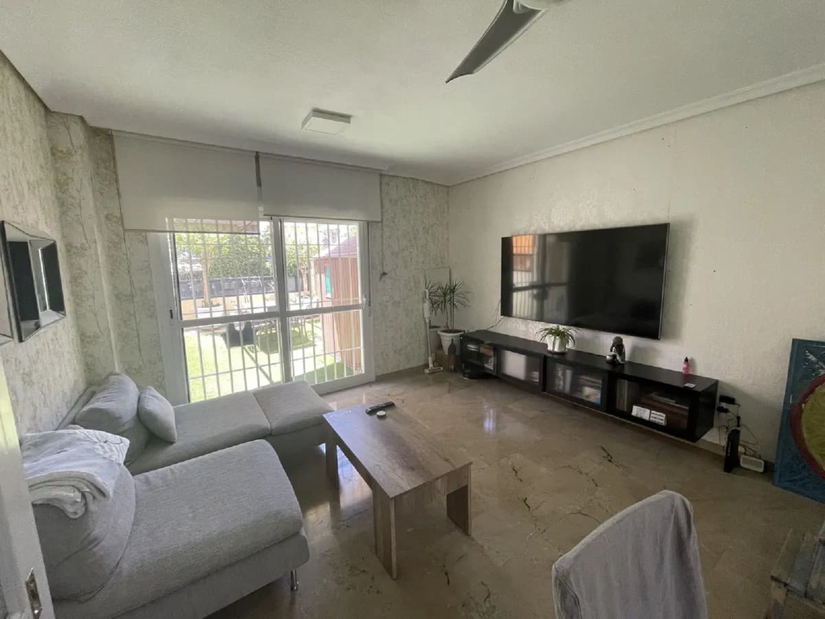 Ground Floor Apartment in Torremolinos — photo 3 of 10
