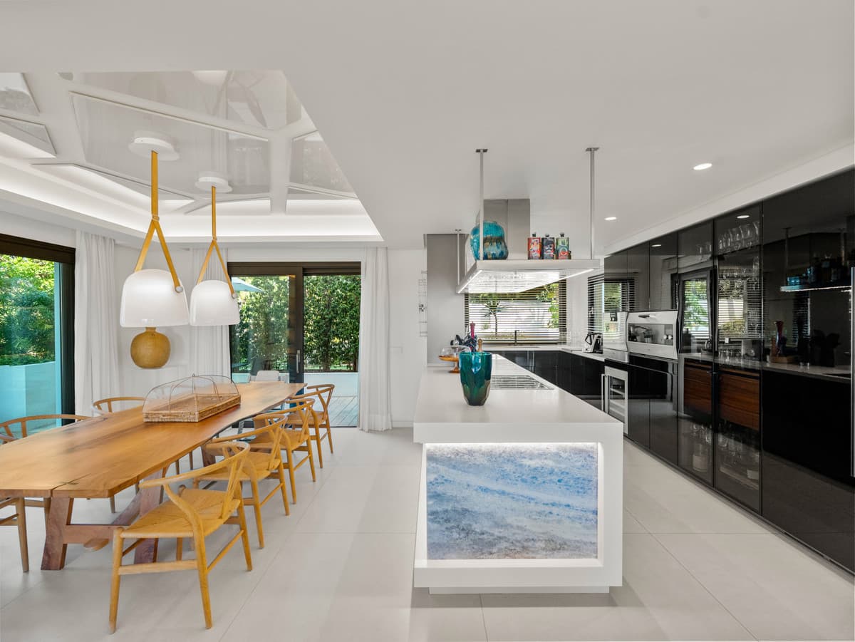 Detached Villa in The Golden Mile — photo 10 of 10