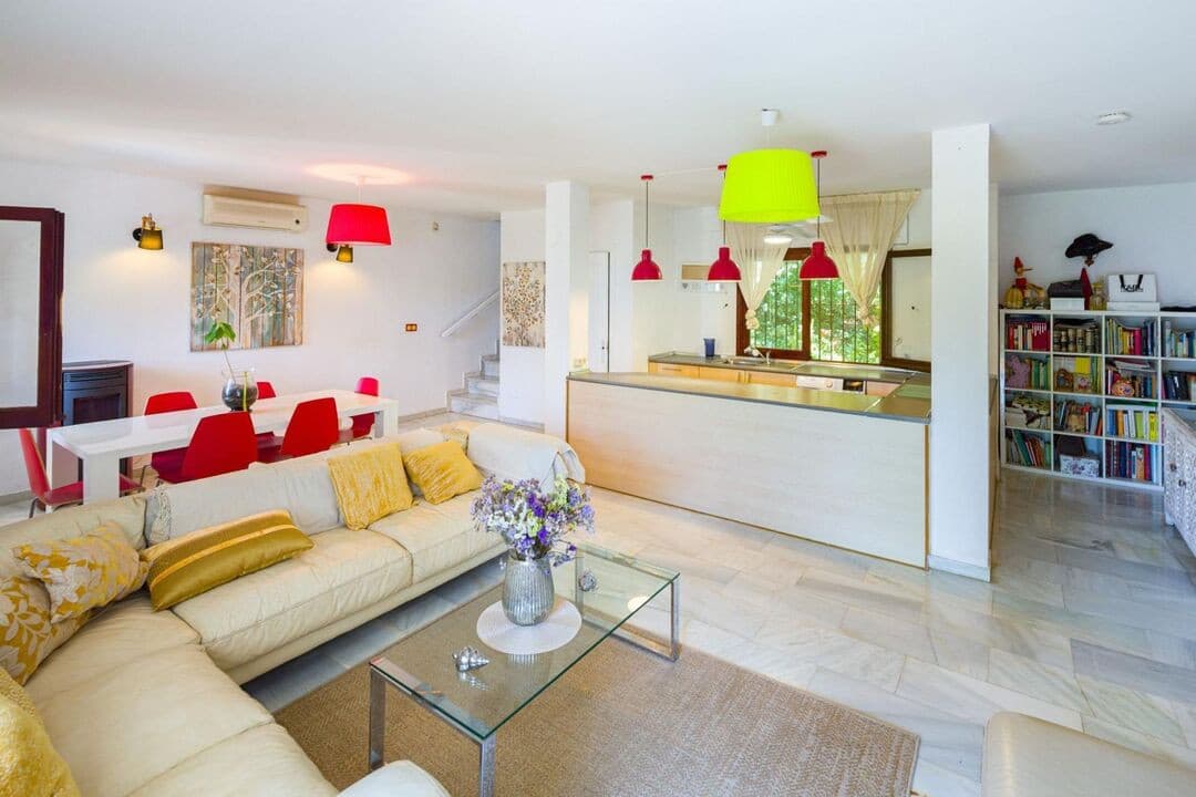 Townhouse in Marbella — photo 5 of 10