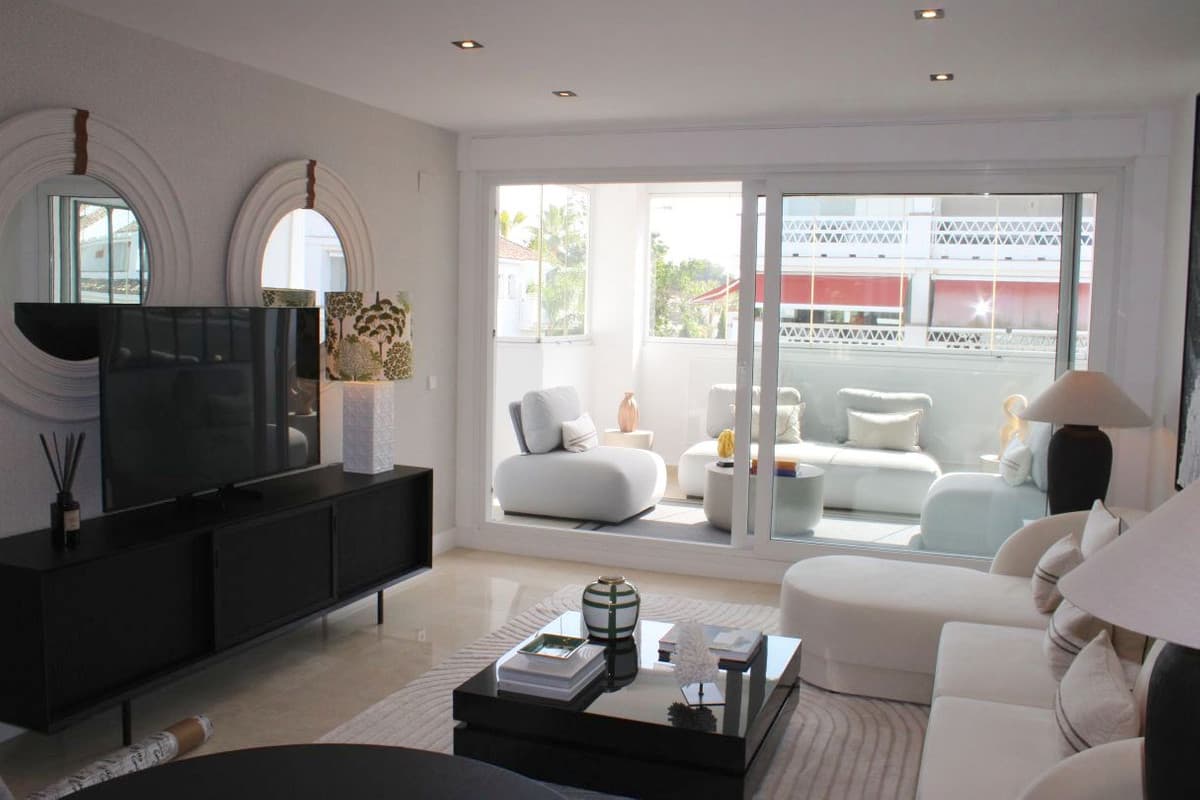 Middle Floor Apartment in Marbella — photo 8 of 10