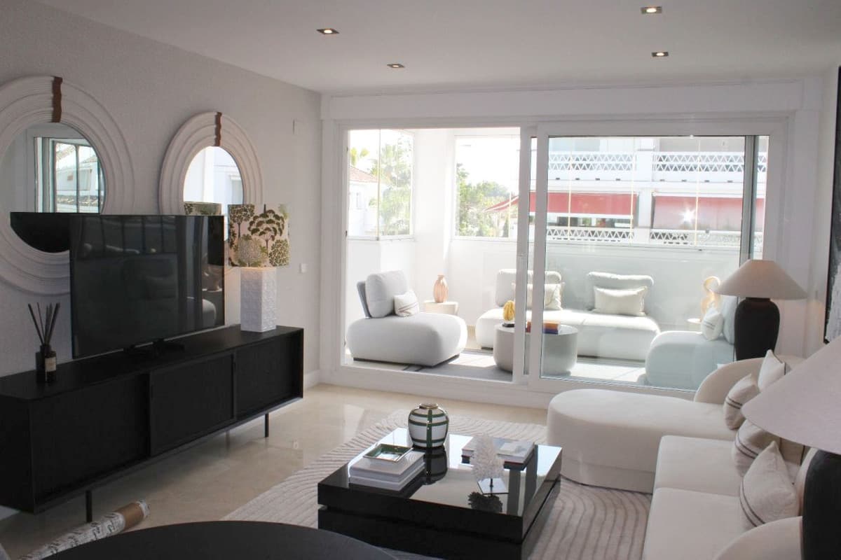 Middle Floor Apartment in Marbella — photo 9 of 10