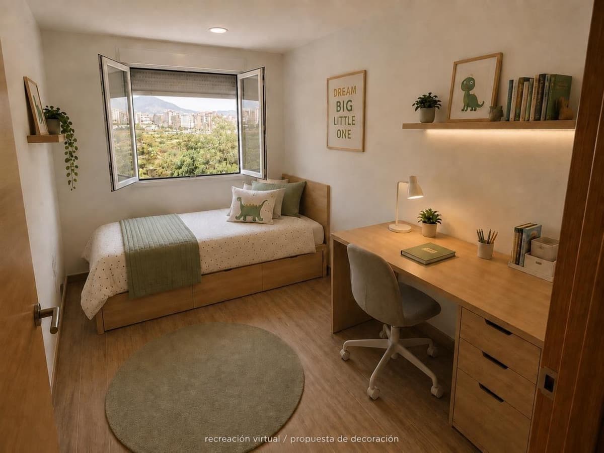 Middle Floor Apartment in Málaga — photo 8 of 10
