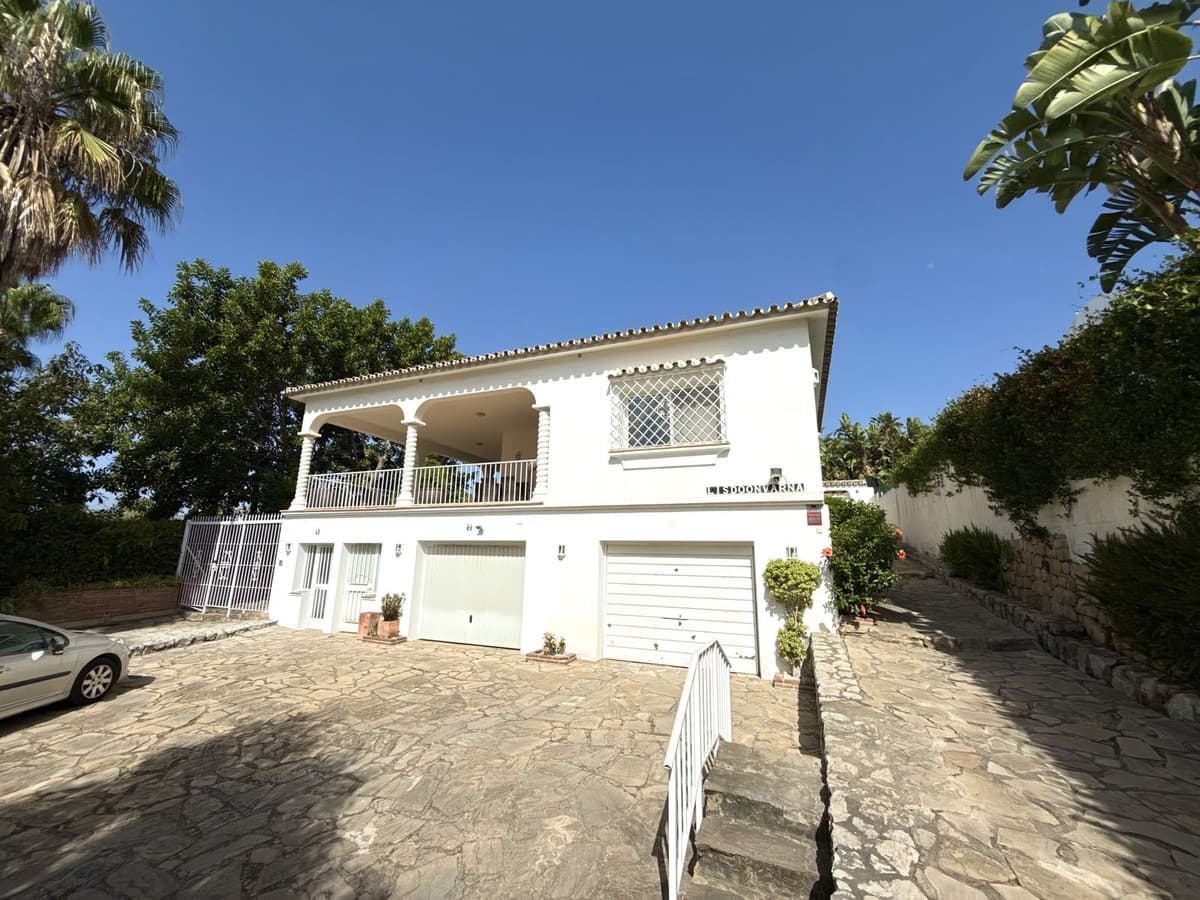 Semi-Detached House in San Pedro de Alcántara — photo 3 of 10