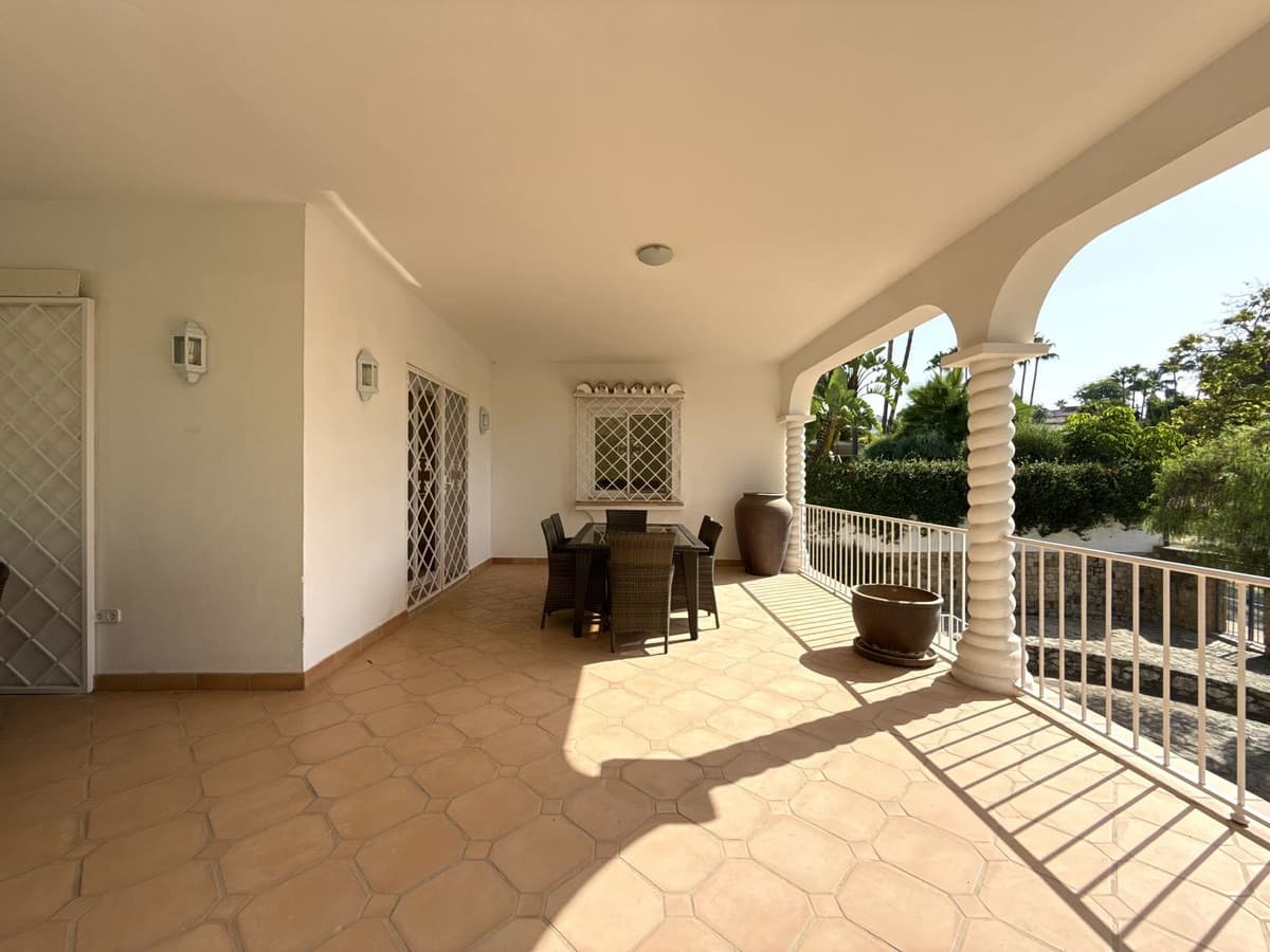 Semi-Detached House in San Pedro de Alcántara — photo 5 of 10